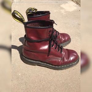 Dr. Martens 10072